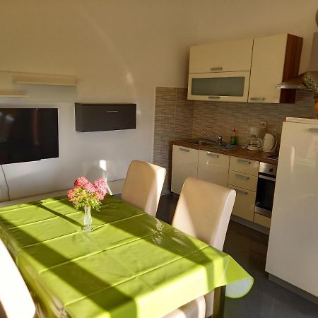 Apartment Valerija Baška Extérieur photo