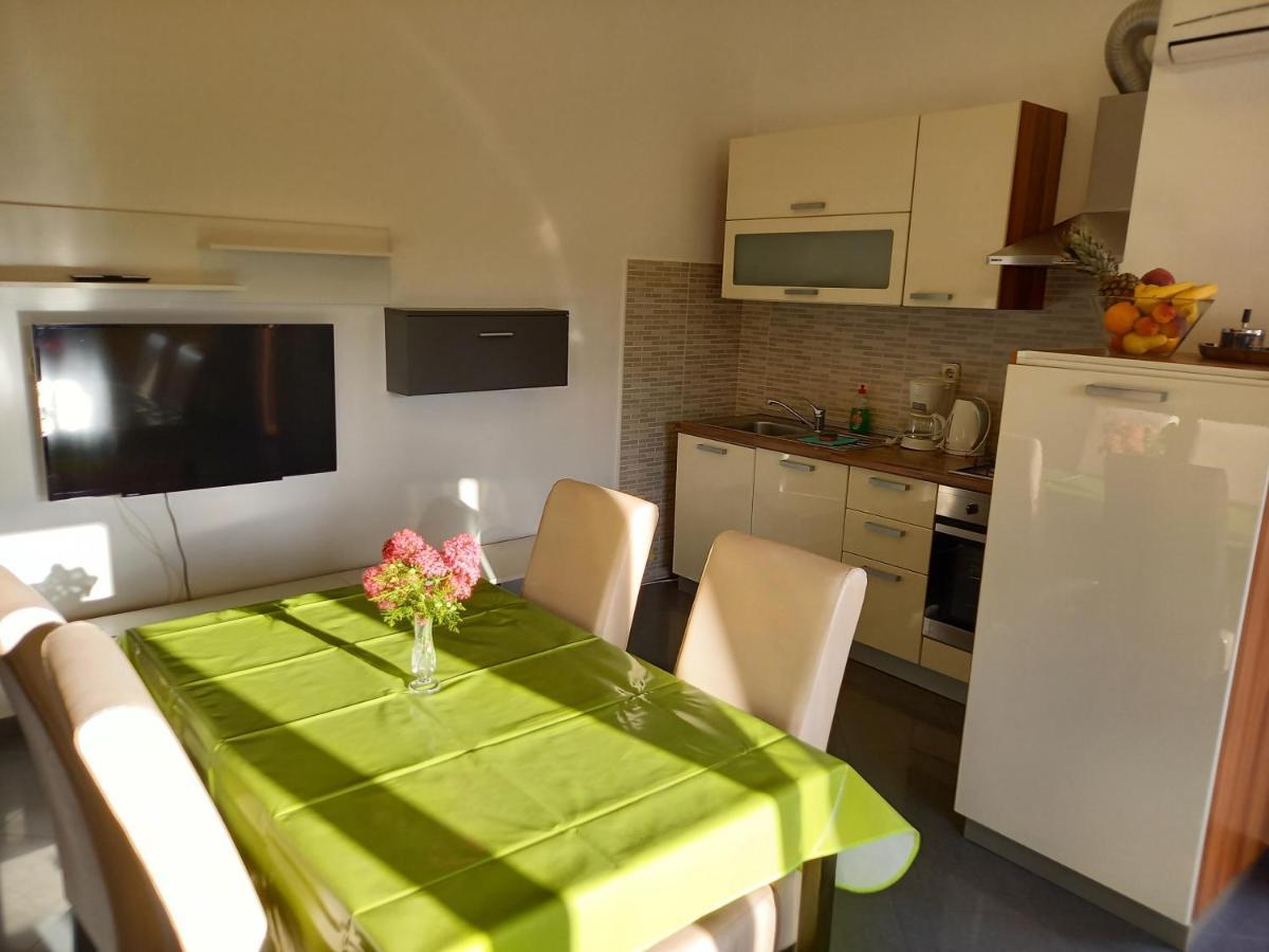 Apartment Valerija Baška Extérieur photo